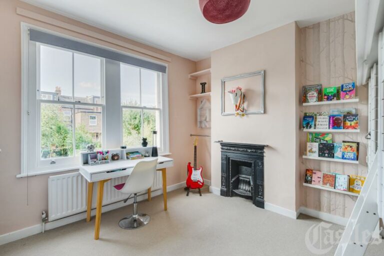 Linzee Road, Hornsey, N8 (2699446) Photo 8