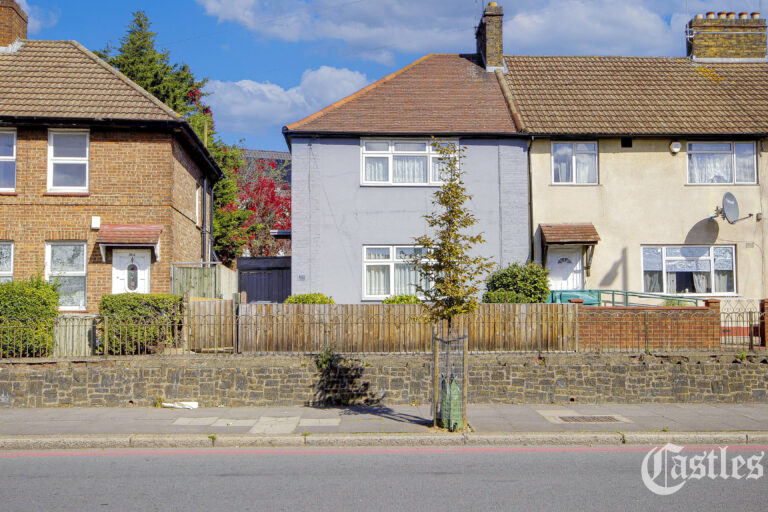 White Hart Lane, London N17