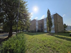 Caradoc Evans Close, New Southgate, N11