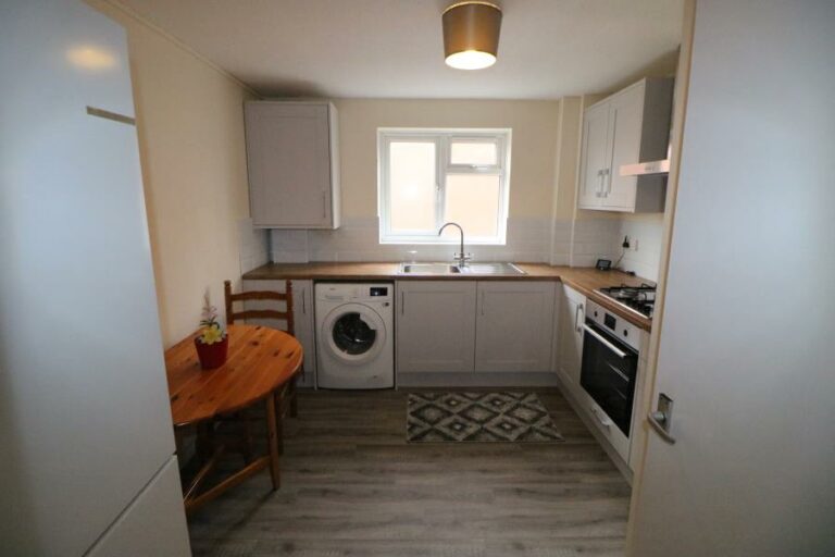 Parkside Court, Wood Green, N22 (2205672) Photo 8